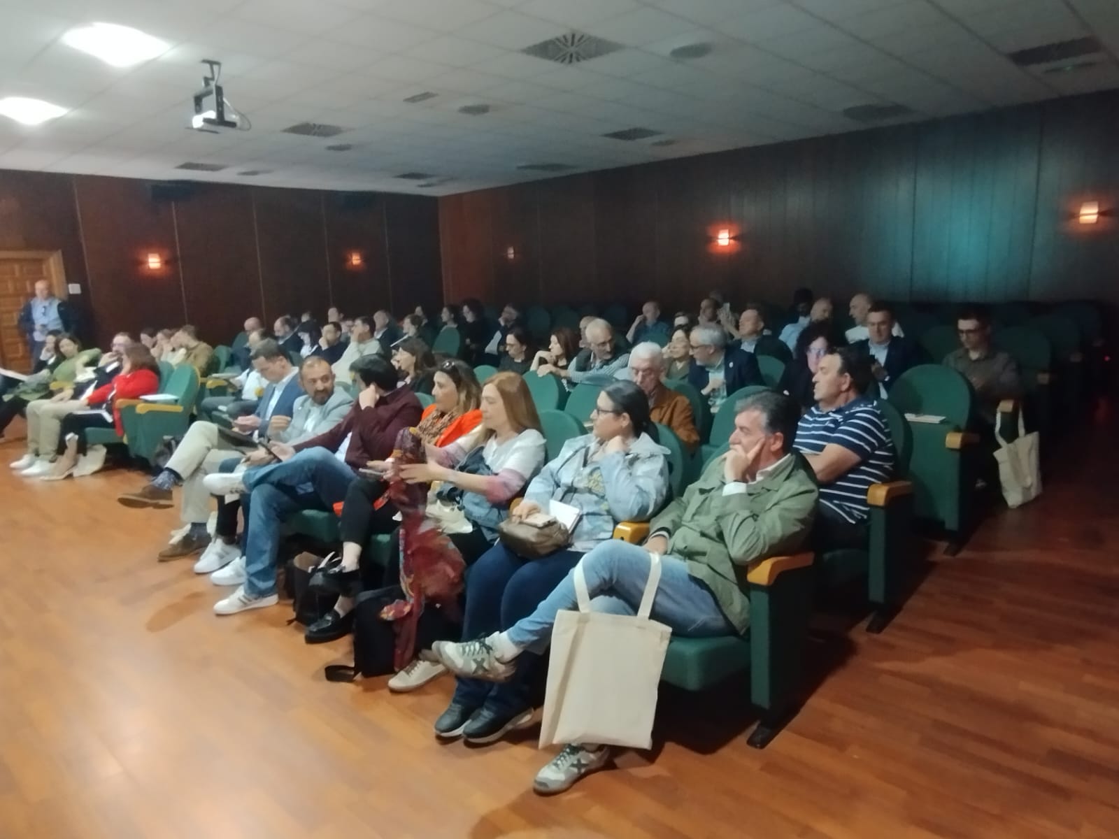 5 La Ruta del Txakoli de Aiaraldea, presente en la Asamblea General de ACEVIN que se celebra en Cariñena