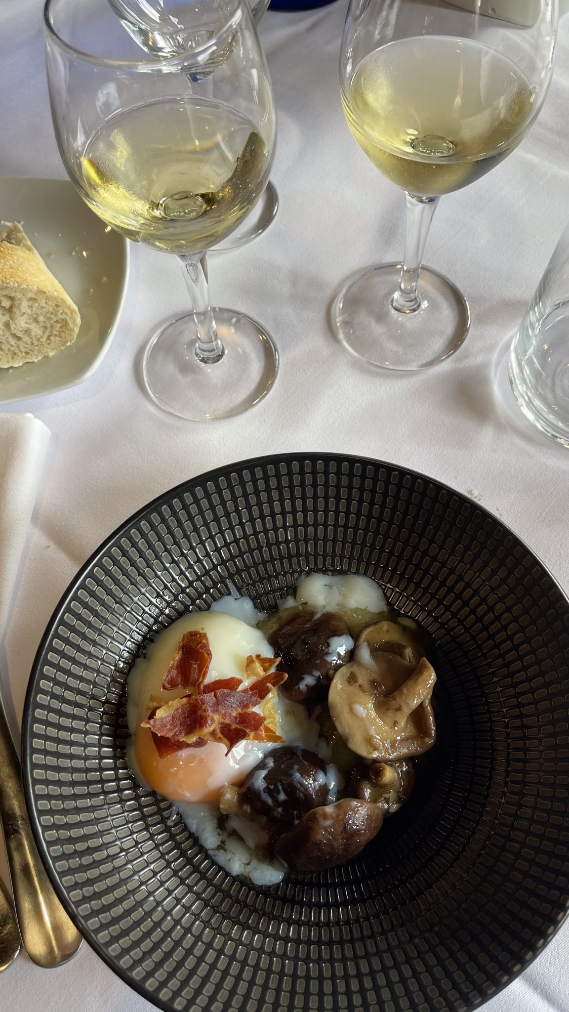 image00015-scaled Aiaraldeko Kuadrillak jardunaldi enogastronomiko bat antolatu du KM0 produktuekin, tokiko sukaldaritza-nortasunari balioa emateko