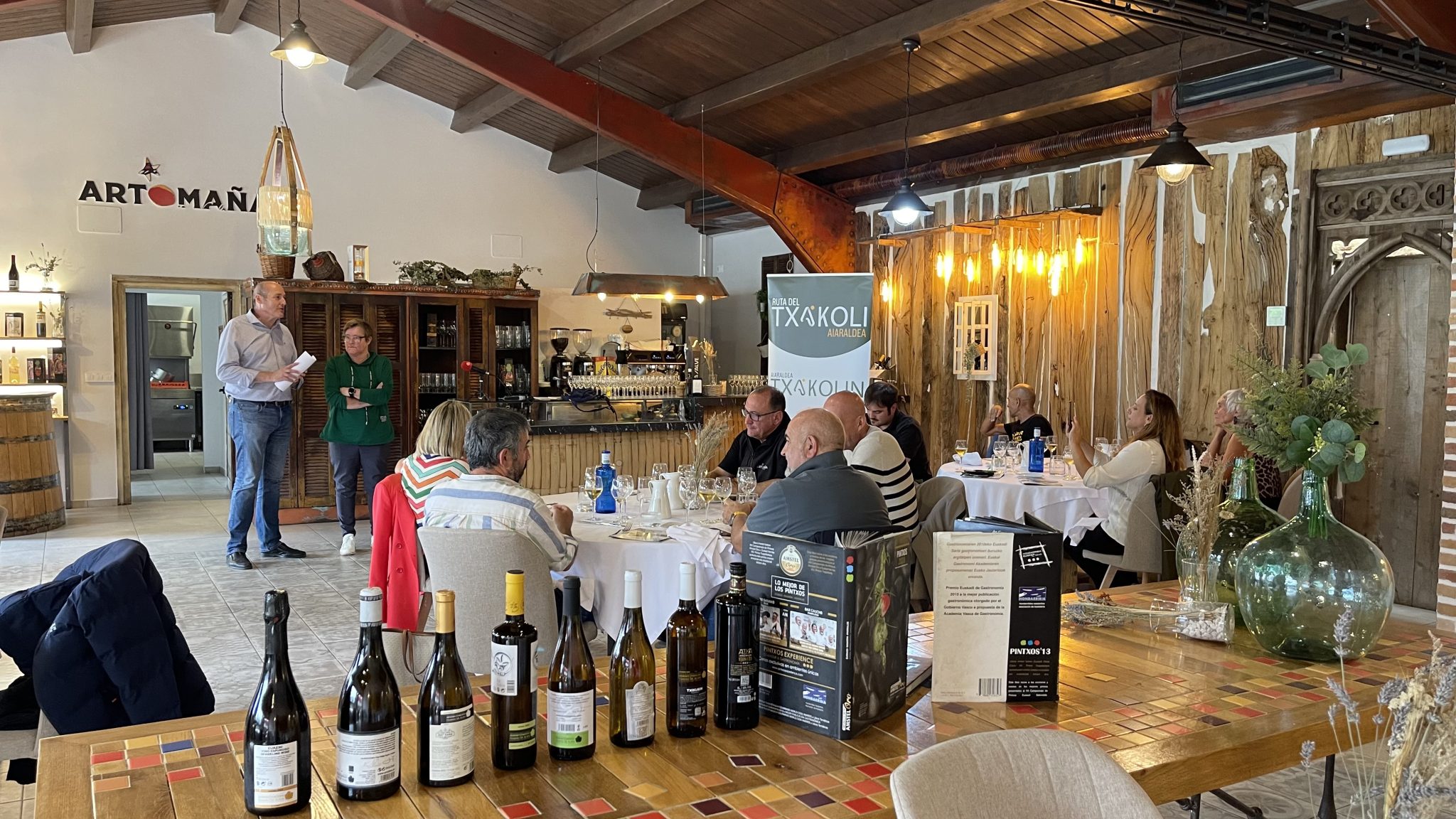 image00016-scaled Aiaraldeko Kuadrillak jardunaldi enogastronomiko bat antolatu du KM0 produktuekin, tokiko sukaldaritza-nortasunari balioa emateko