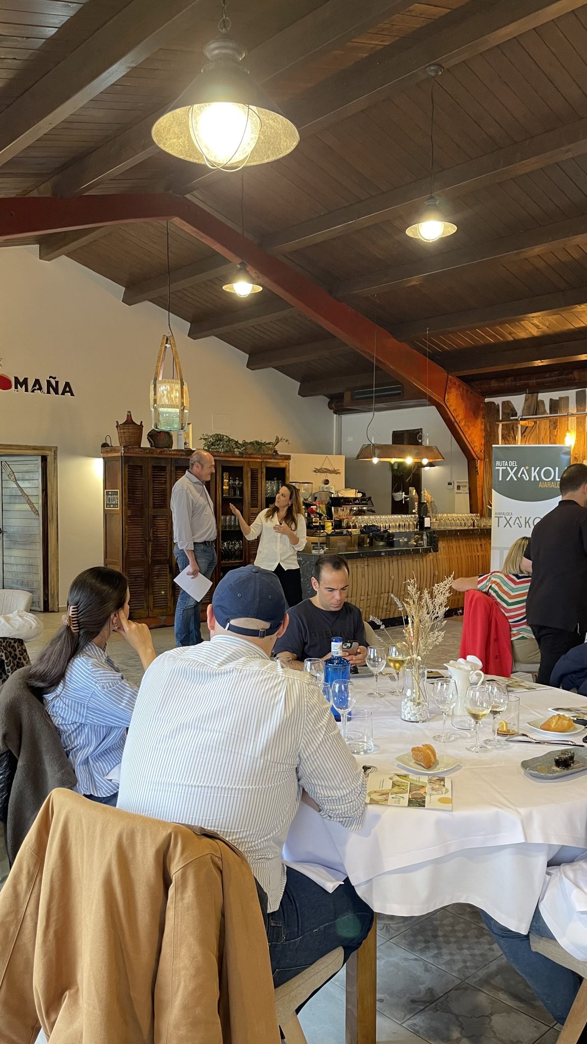 image00018-scaled Aiaraldeko Kuadrillak jardunaldi enogastronomiko bat antolatu du KM0 produktuekin, tokiko sukaldaritza-nortasunari balioa emateko