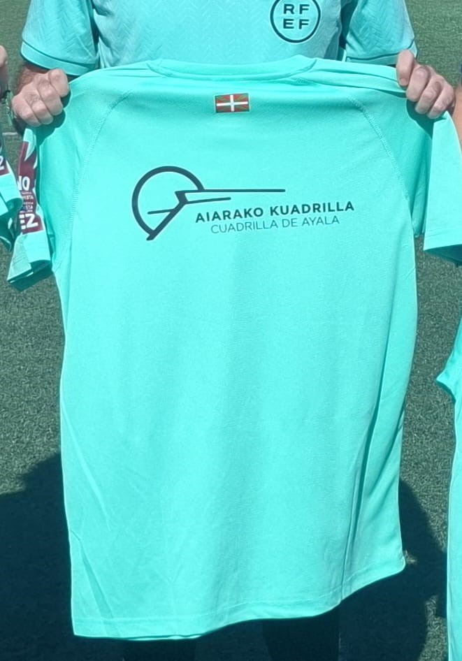 torneofutbol3 Aiaraldeko Kuadrillak Aiaraldeko Emakumezkoen Lehen Futbol Txapelketa antolatu du emakumezkoen kirola ikusarazteko eta sustatzeko